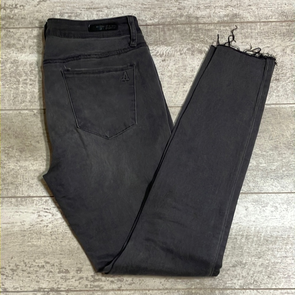 Article of Society Black super soft skinny jeans size 30x29